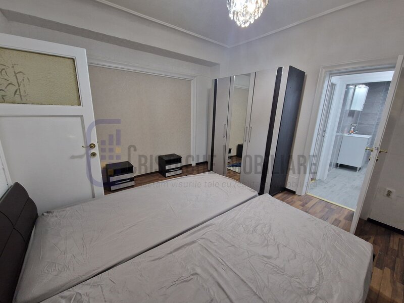 Armeneasca, fara comision, apartament 3 camere decomandat, proaspat igenizat.